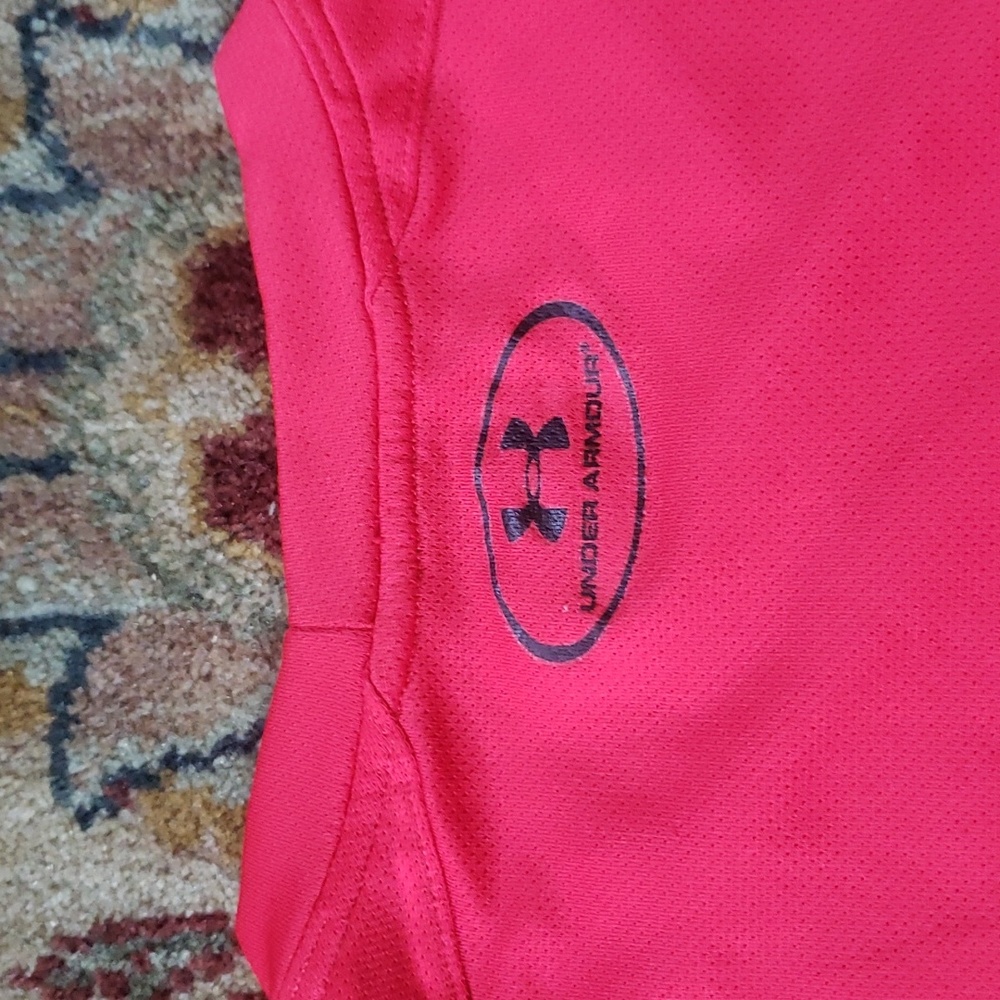 Under Armour T-shirt - Picture 6 of 6